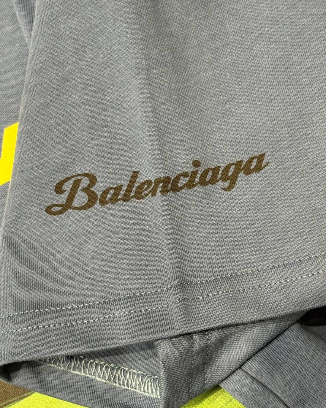 Футболка Balenciaga