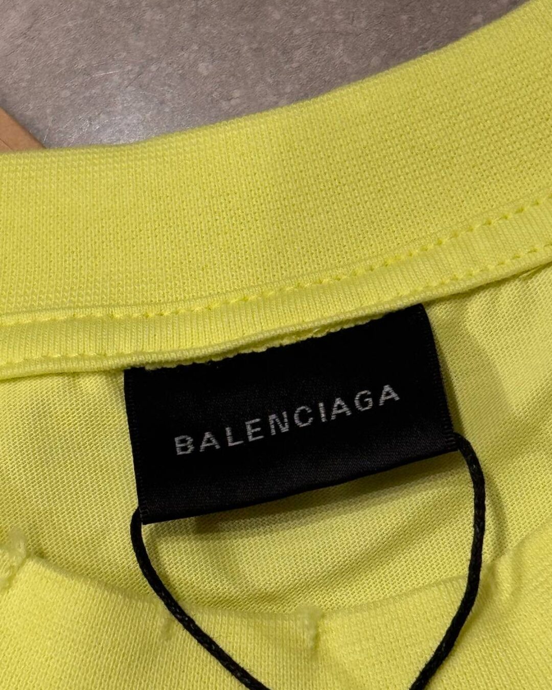 Футболка Balenciaga