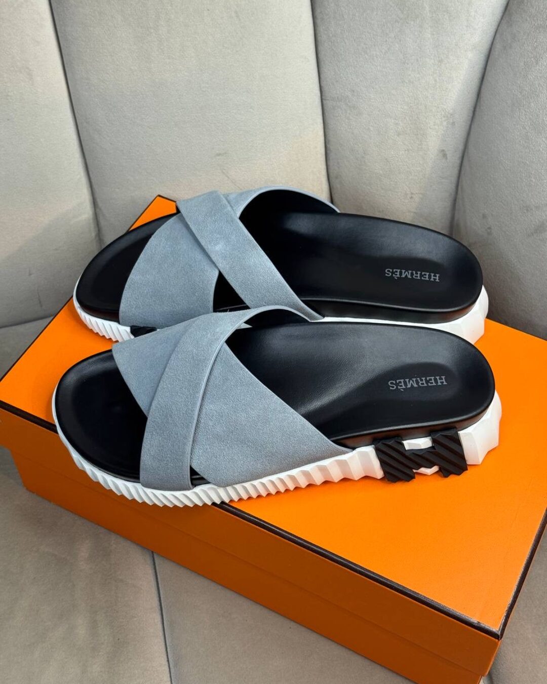 Тапки Hermes