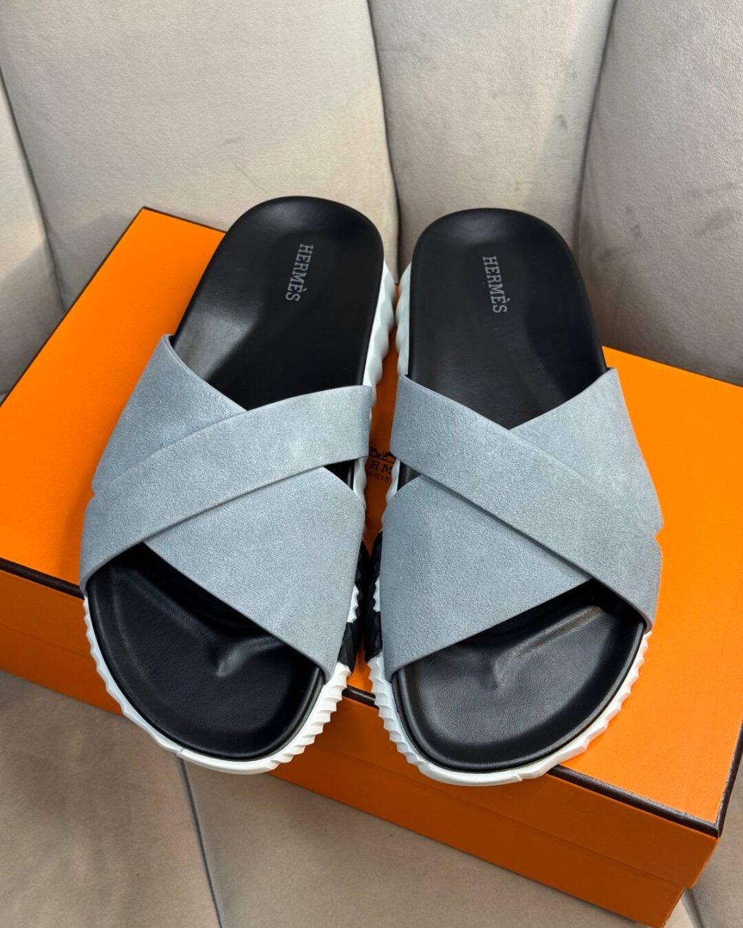 Тапки Hermes