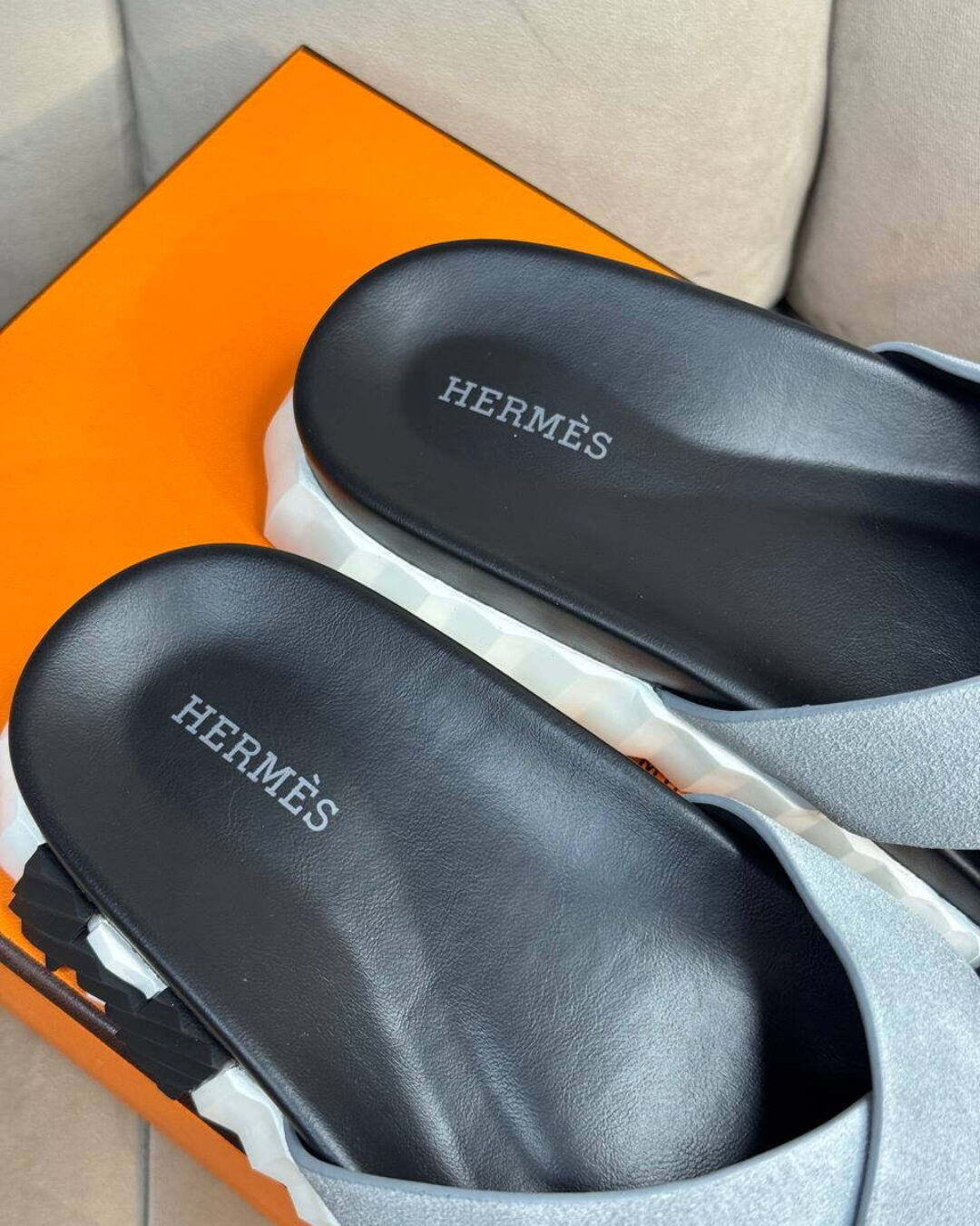 Тапки Hermes