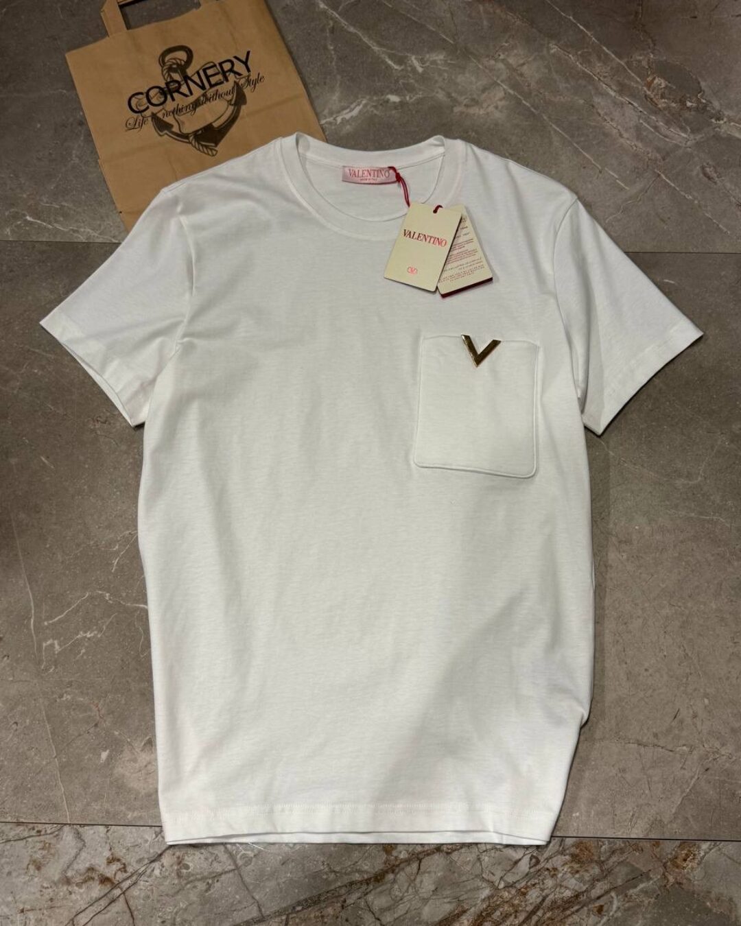 Футболка Valentino