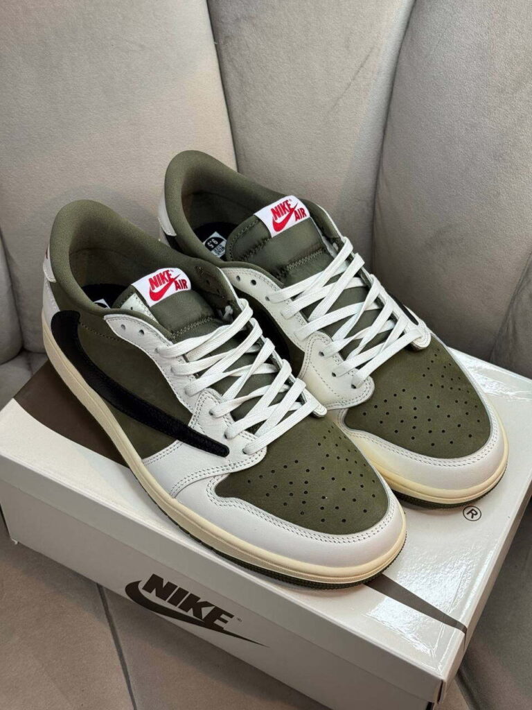 Кеды Travis Scott x Air Jordan 1 Retro Low OG SP Medium Olive