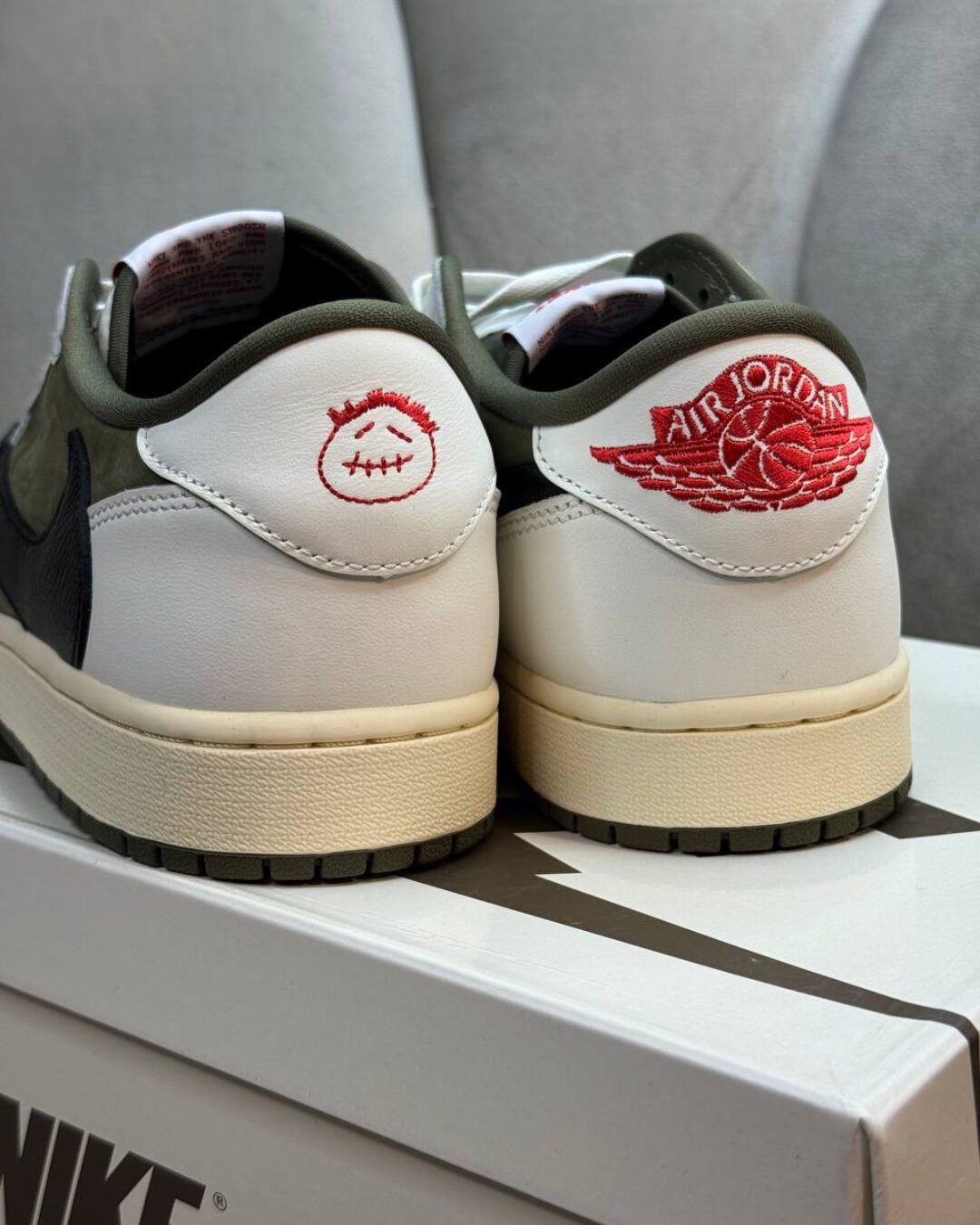 Кеды Travis Scott x Air Jordan 1 Retro Low OG SP Medium Olive