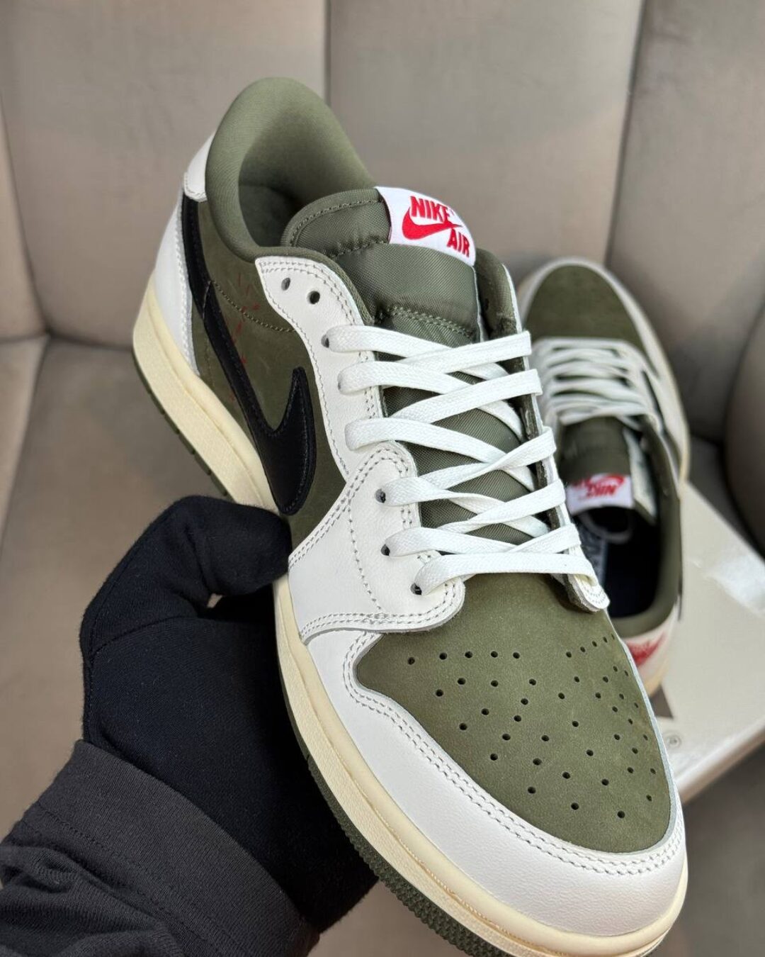 Кеды Travis Scott x Air Jordan 1 Retro Low OG SP Medium Olive