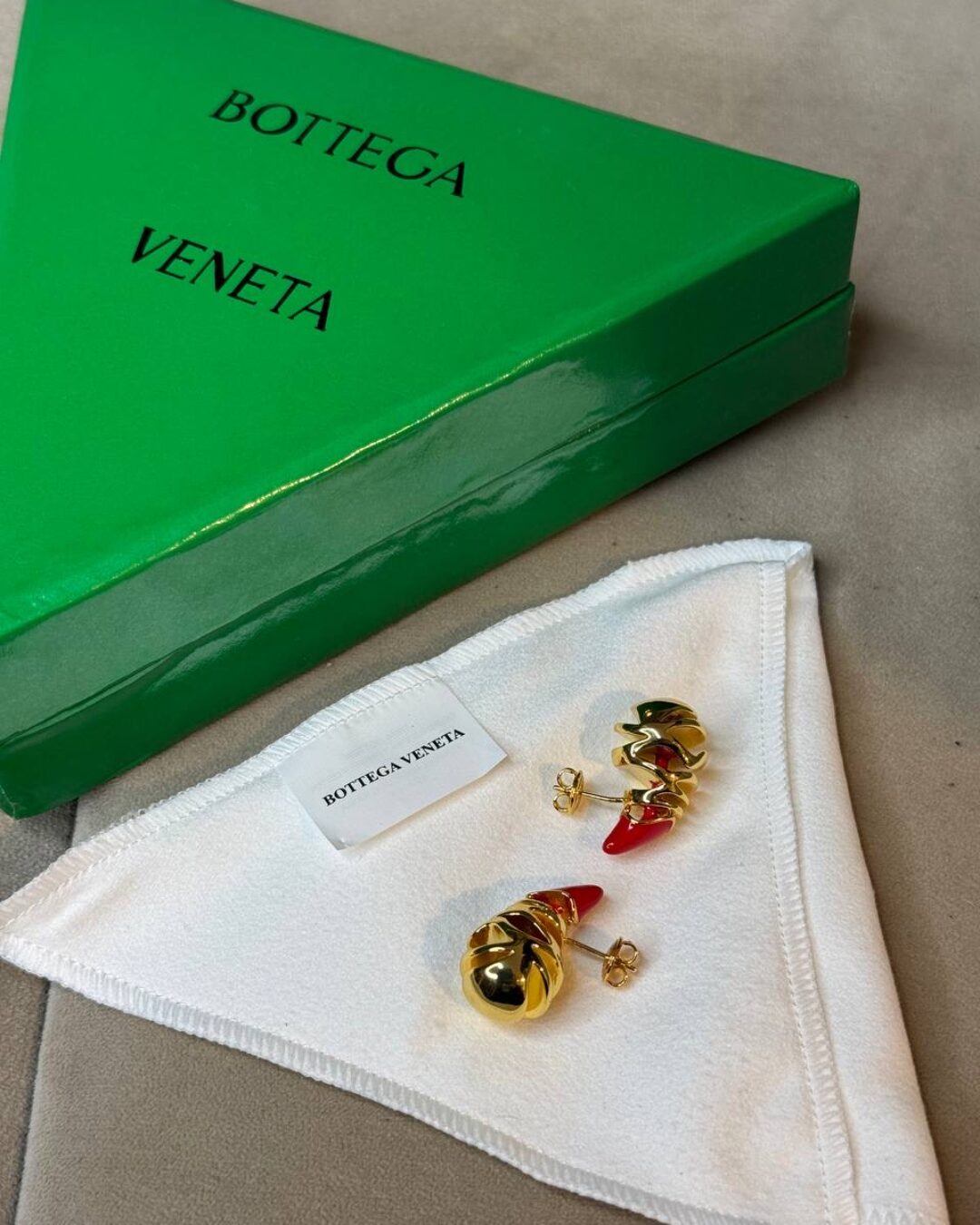 Серьги Bottega Venetta