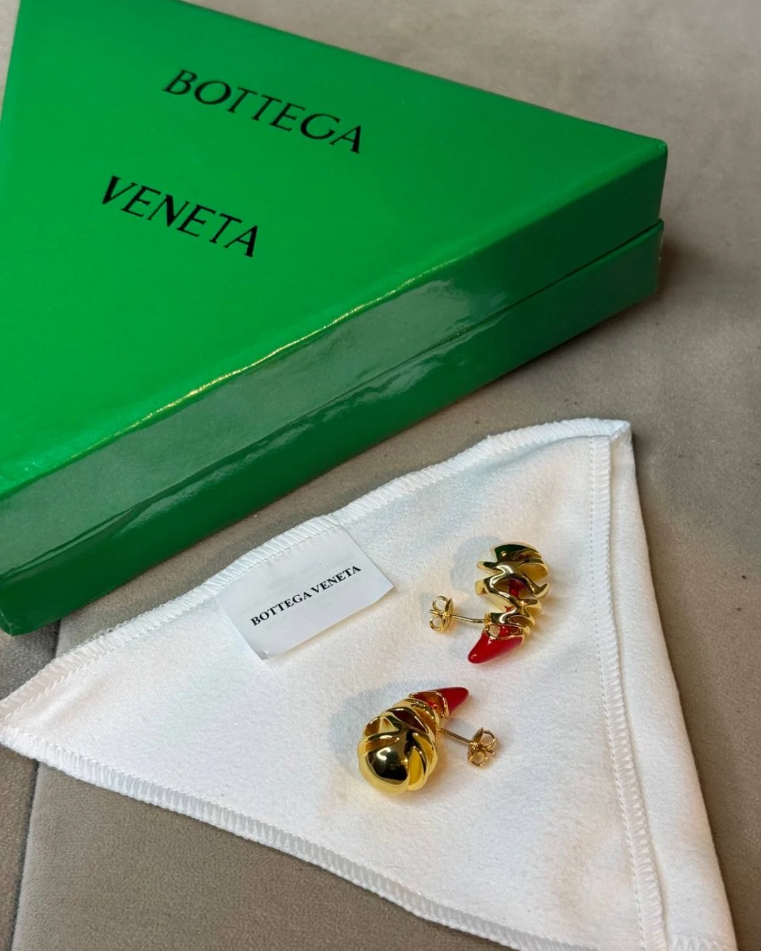 Серьги Bottega Venetta