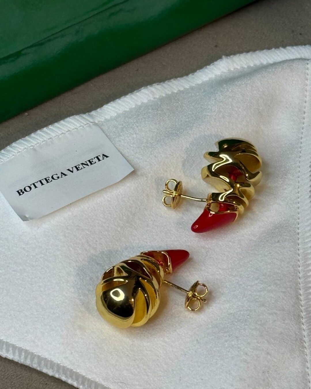 Серьги Bottega Venetta