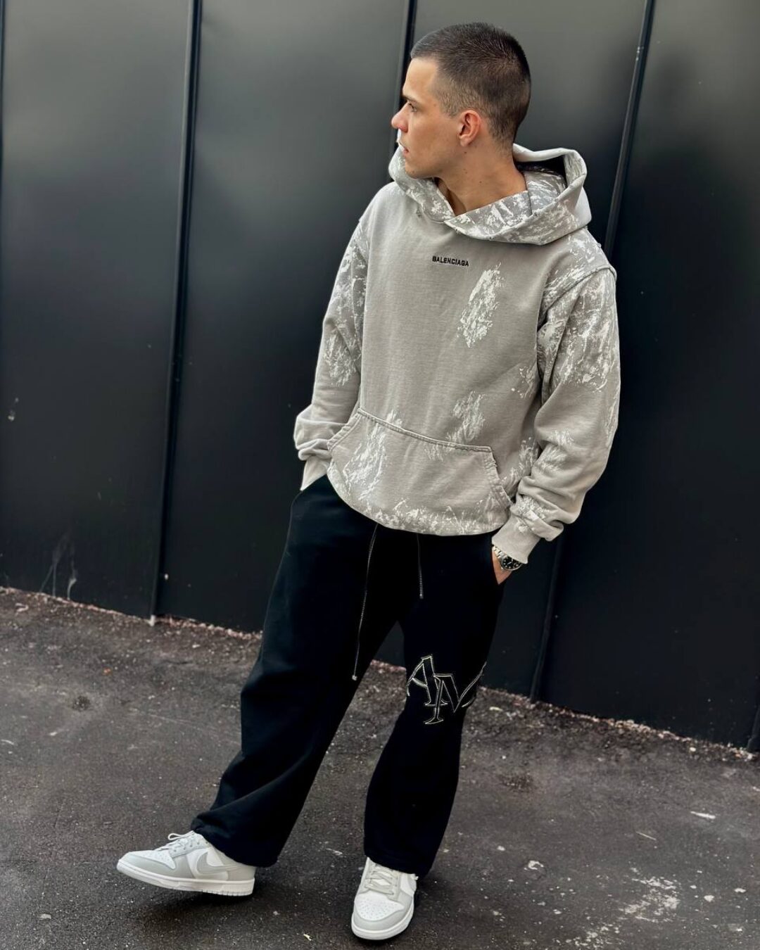 Худи Balenciaga