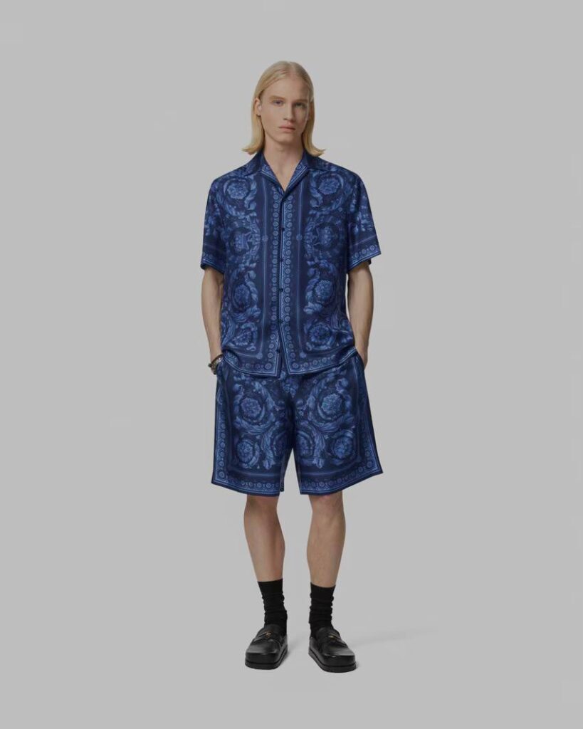 Костюм Versace