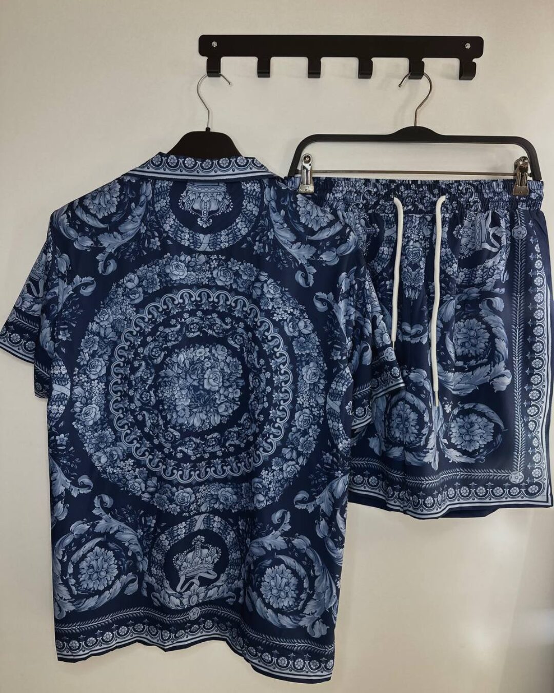 Костюм Versace