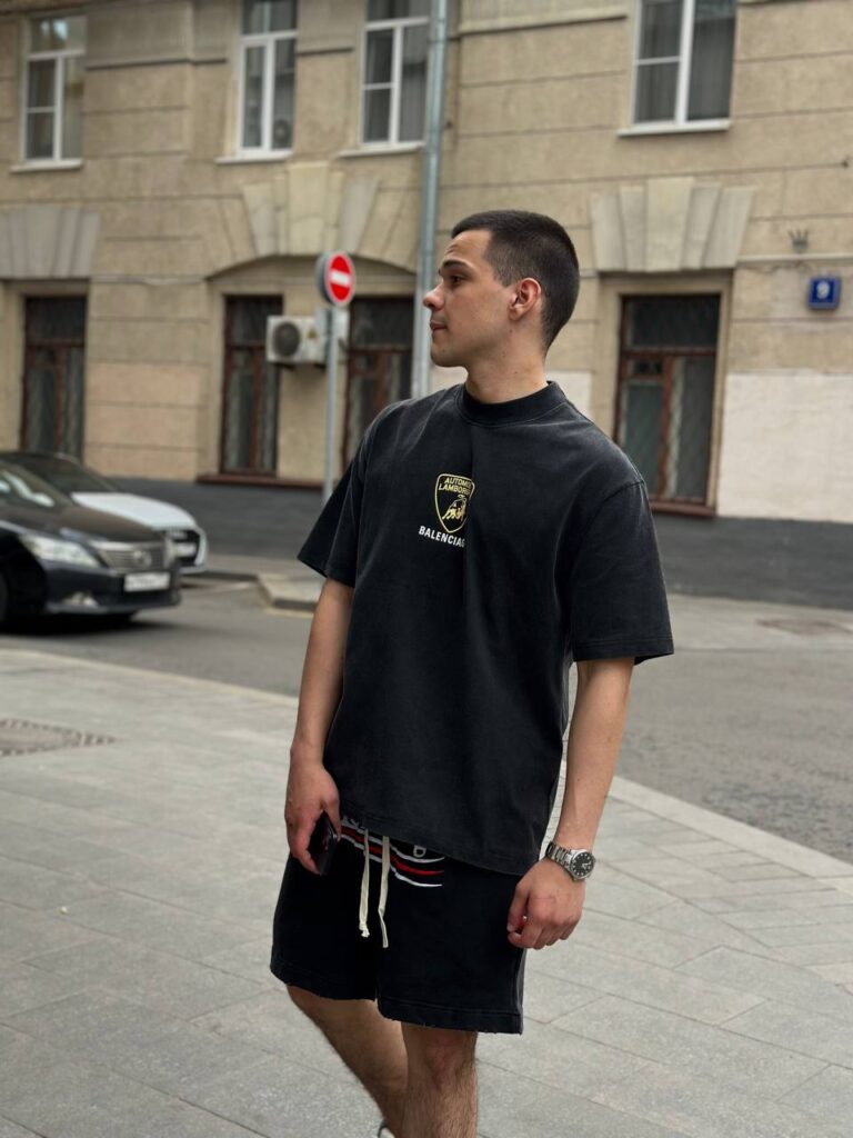 Футболка Balenciaga