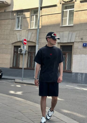 Костюм Balenciaga
