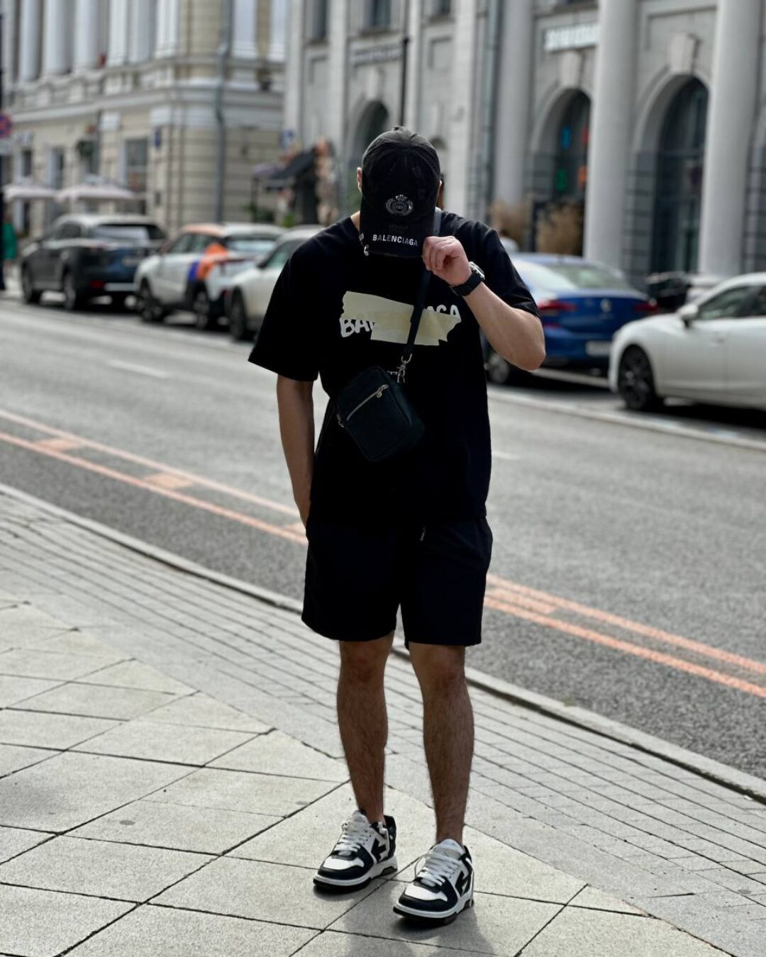 Футболка Balenciaga
