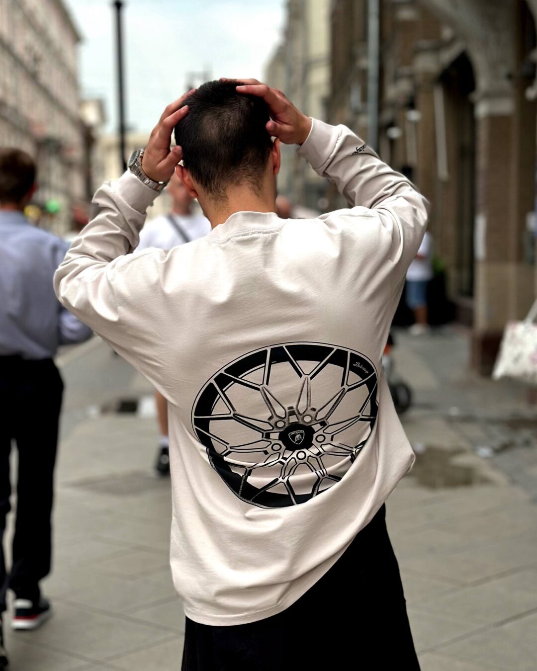 Кофта Balenciaga