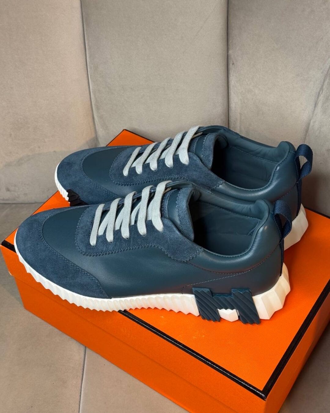 Кроссовки Hermes