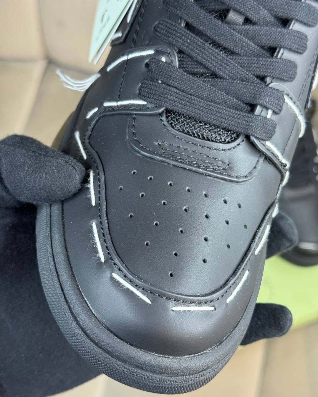 Кроссовки Off White