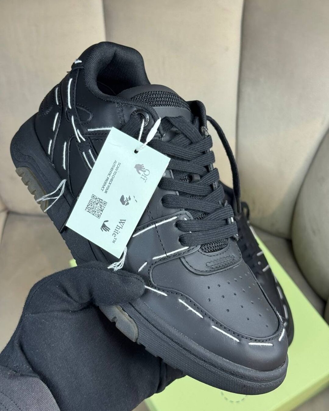 Кроссовки Off White
