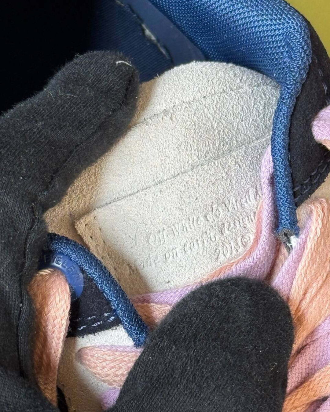 Кроссовки Off White