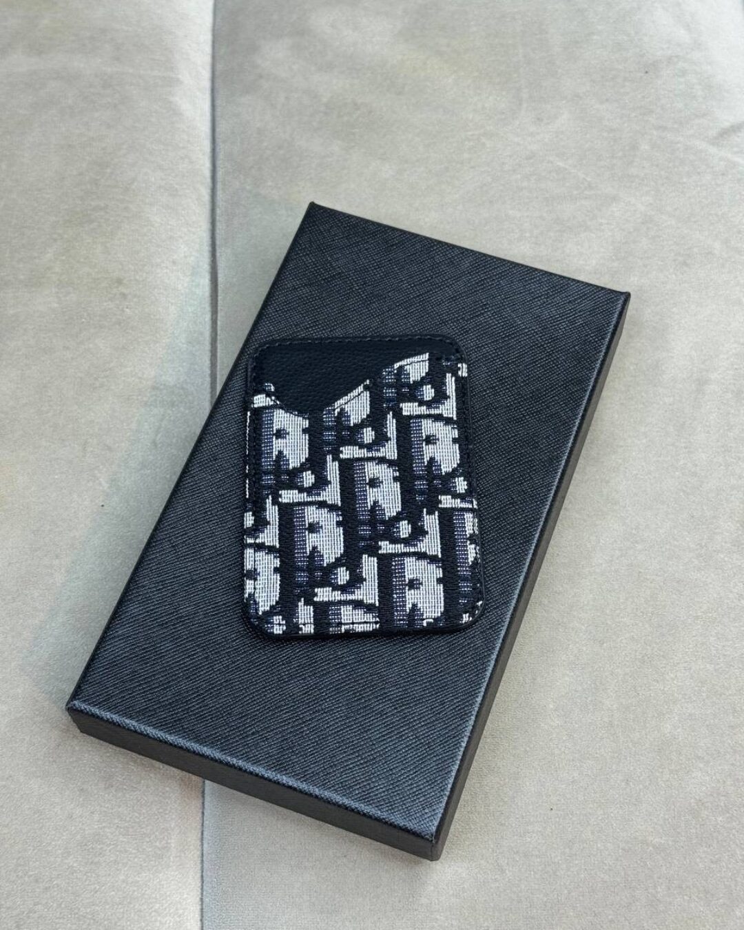 Картхолдер Dior (Magsafe)
