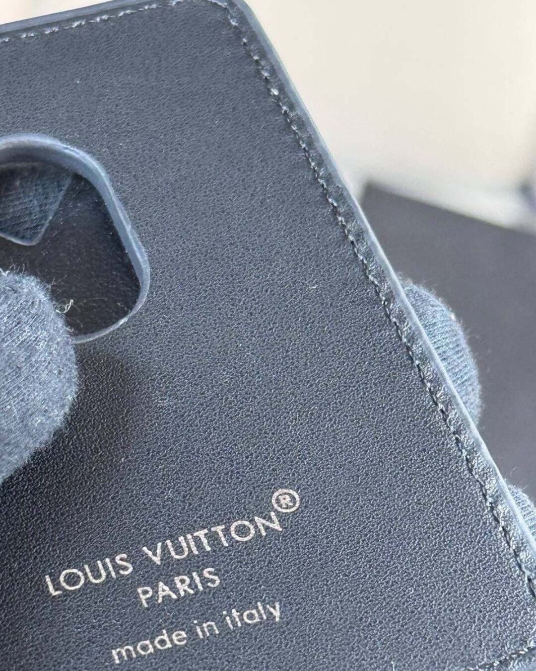 Картхолдер Louis Vuitton (Magsafe)