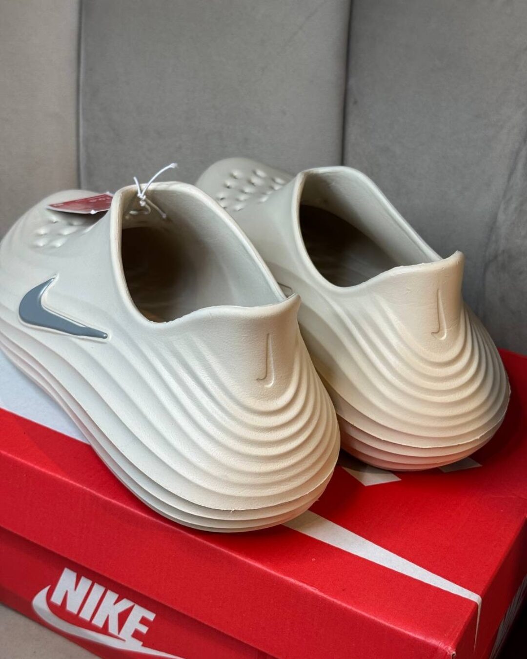Сабо Nike Reactx Rejuven8 'Light Orewood Brown'