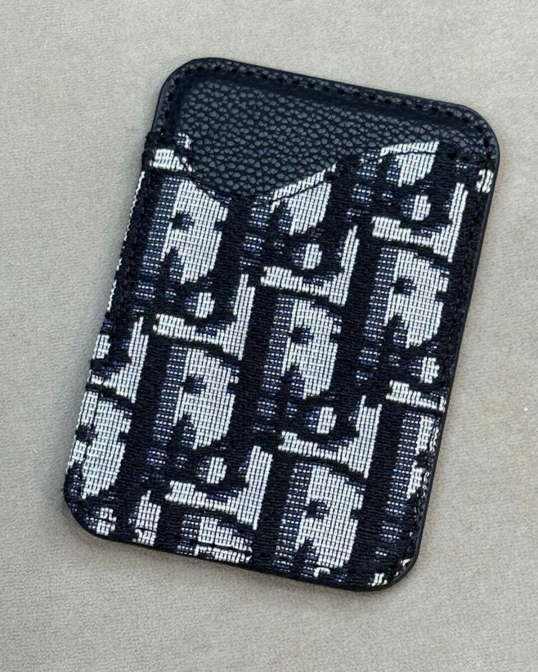 Картхолдер Dior (Magsafe)