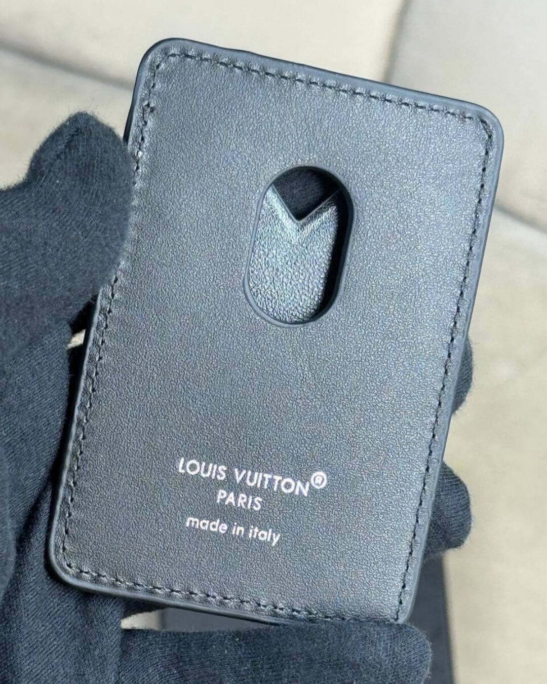Картхолдер Louis Vuitton (Magsafe)