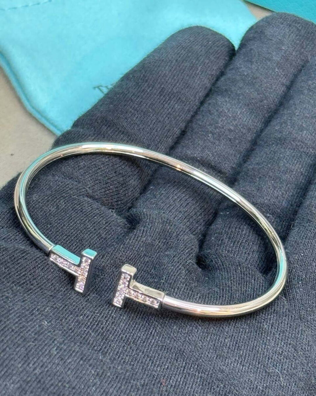 Браслет Tiffany T (Silver/Gems)