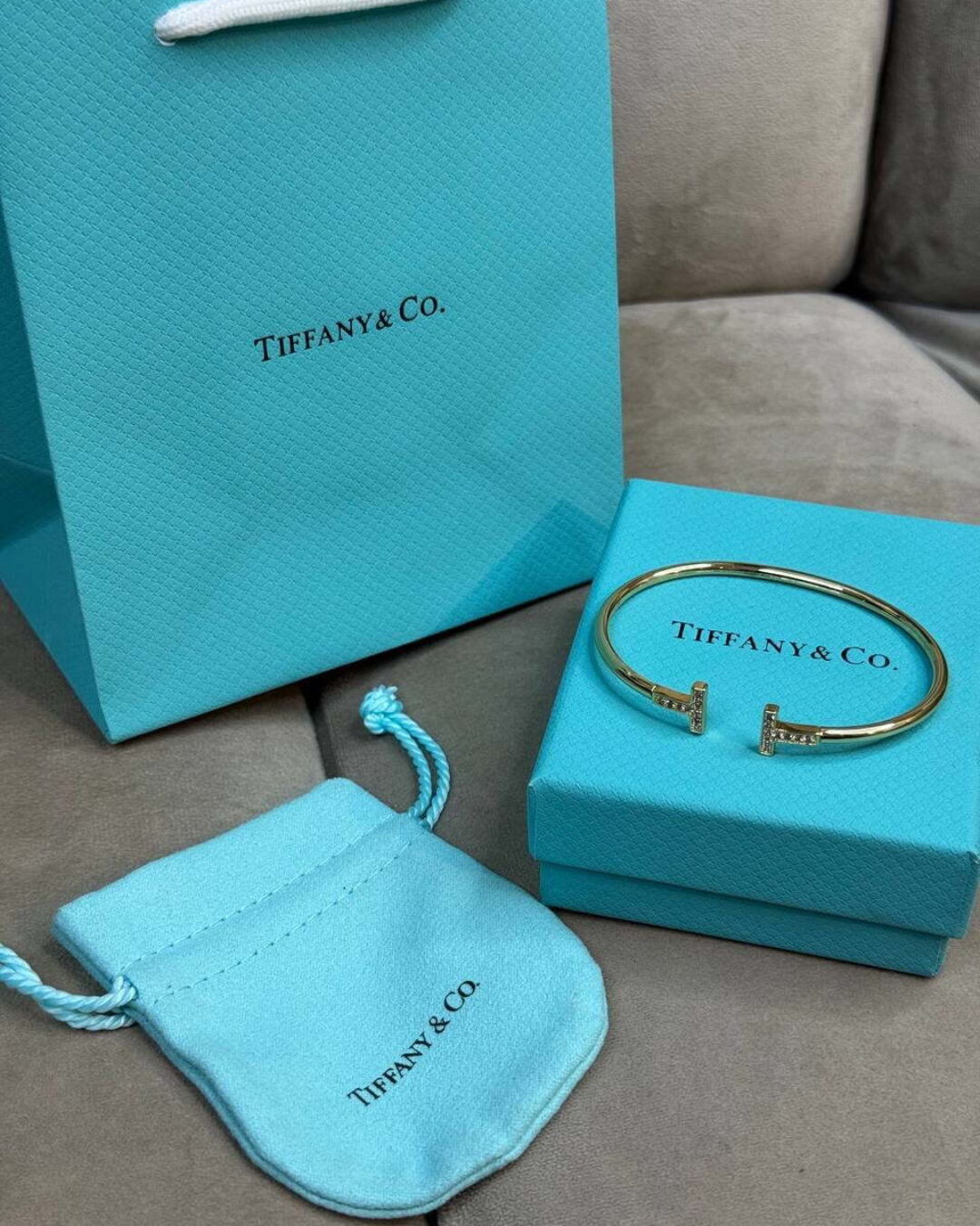 Браслет Tiffany T (Gold/Gems)
