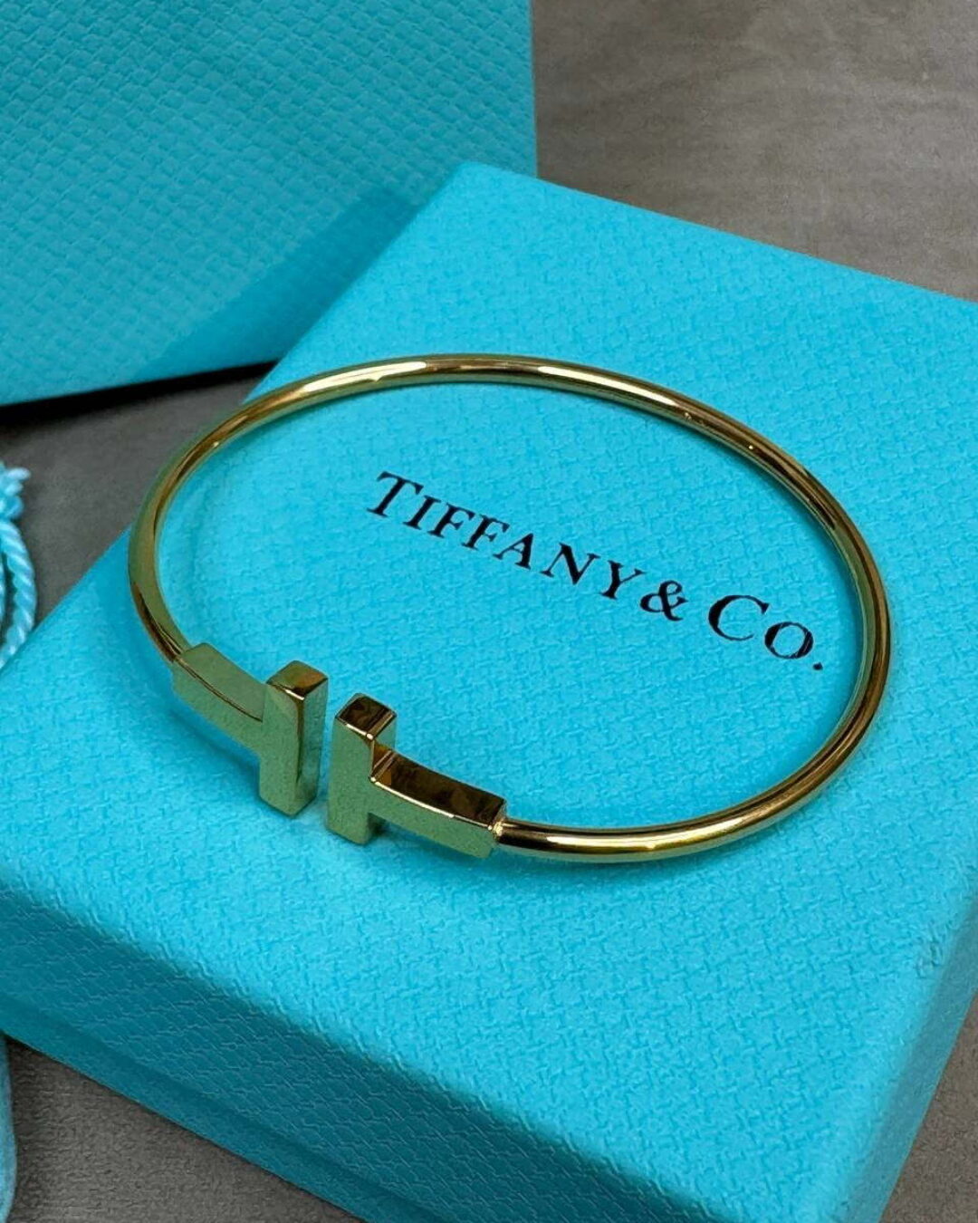 Браслет Tiffany T (Gold)