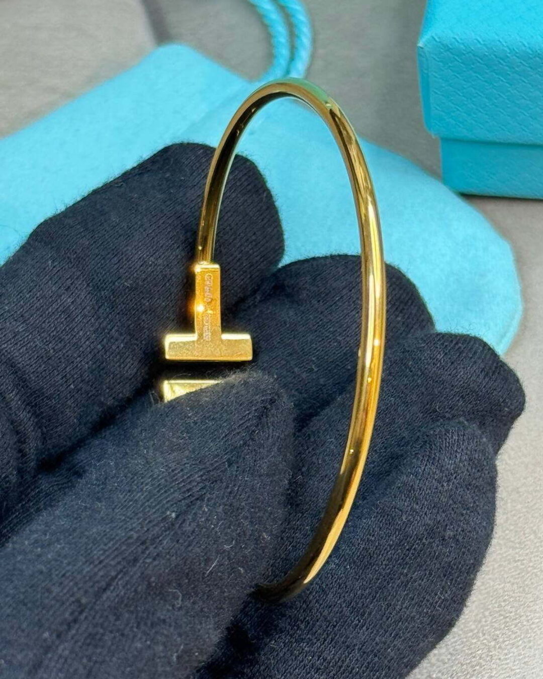 Браслет Tiffany T (Gold)