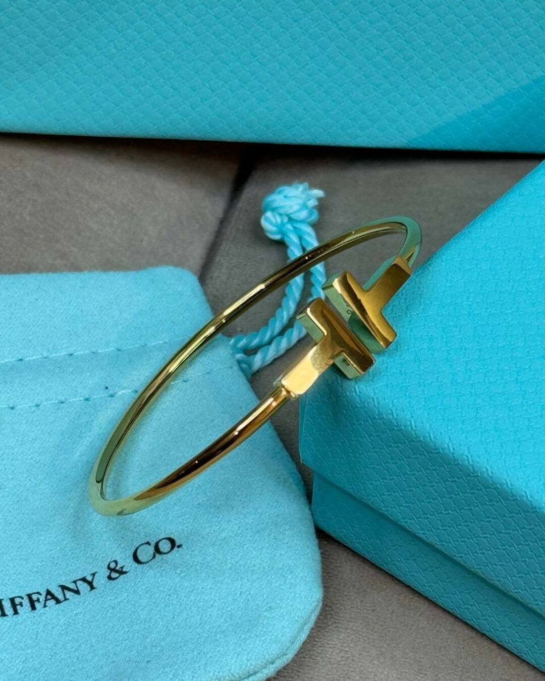 Браслет Tiffany T (Gold)