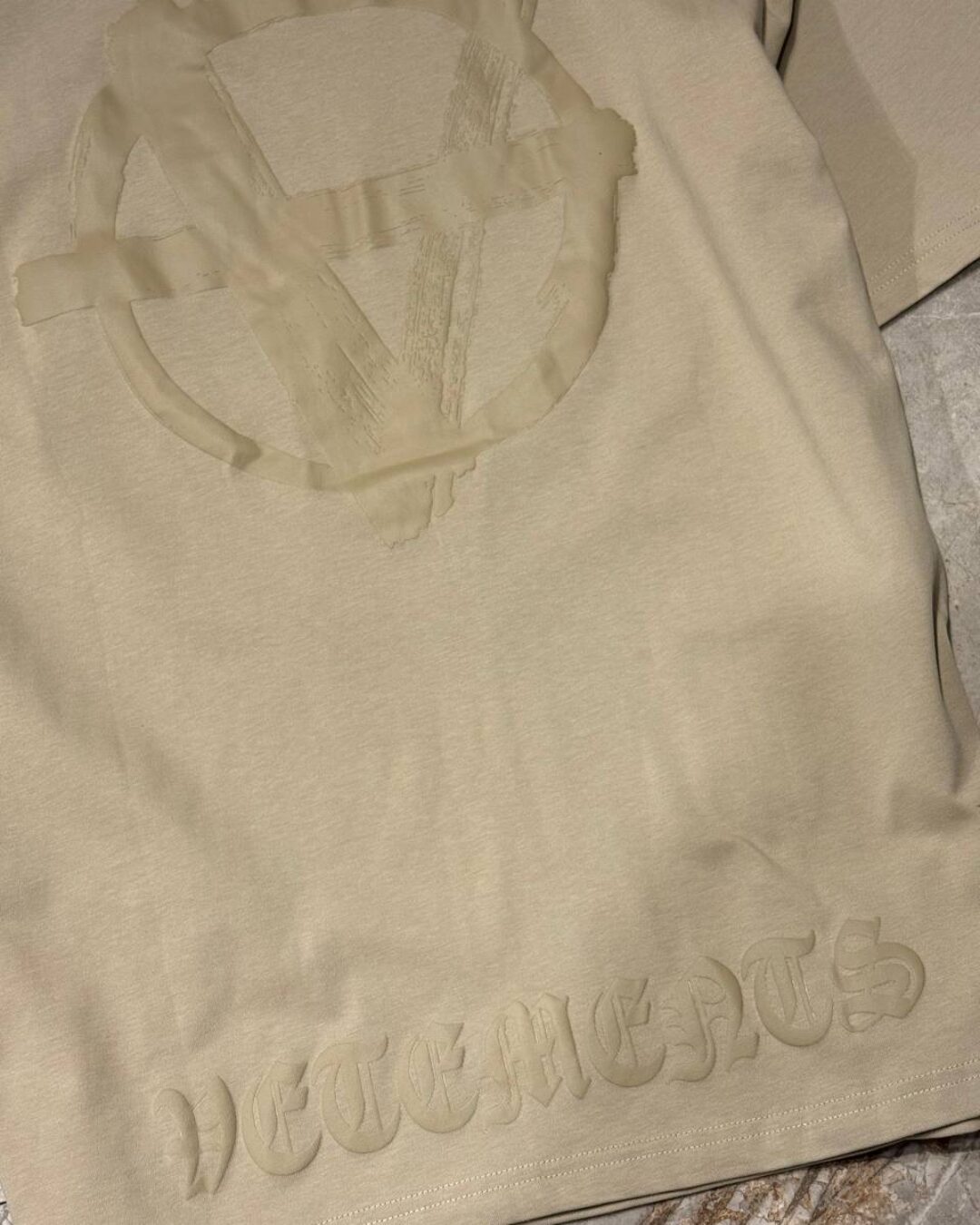 Футболка Vetements Anarchy