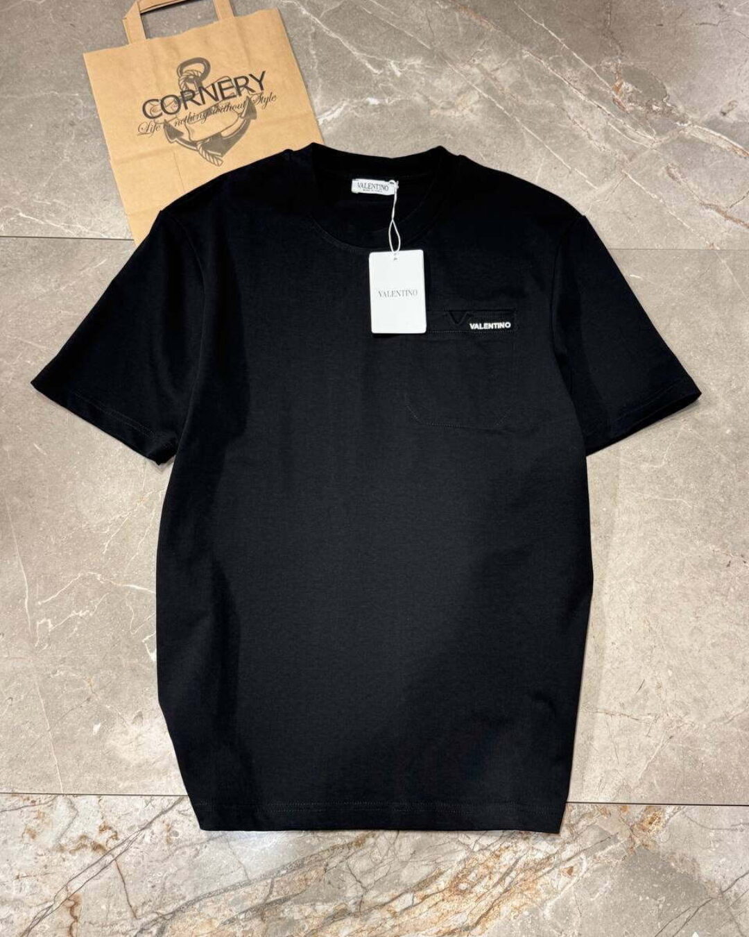 Футболка Valentino