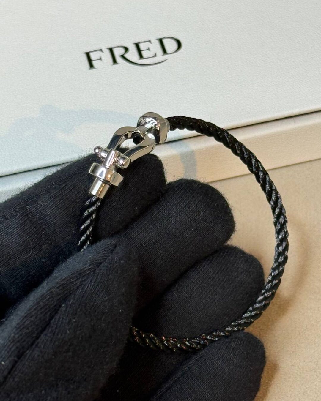 Браслет FRED