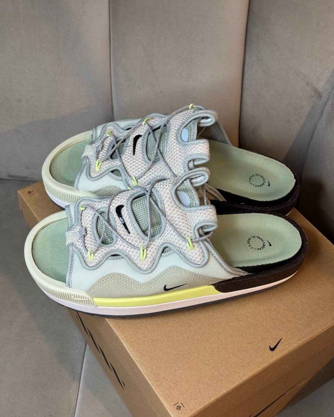Тапки NikeLab Offline 2.0