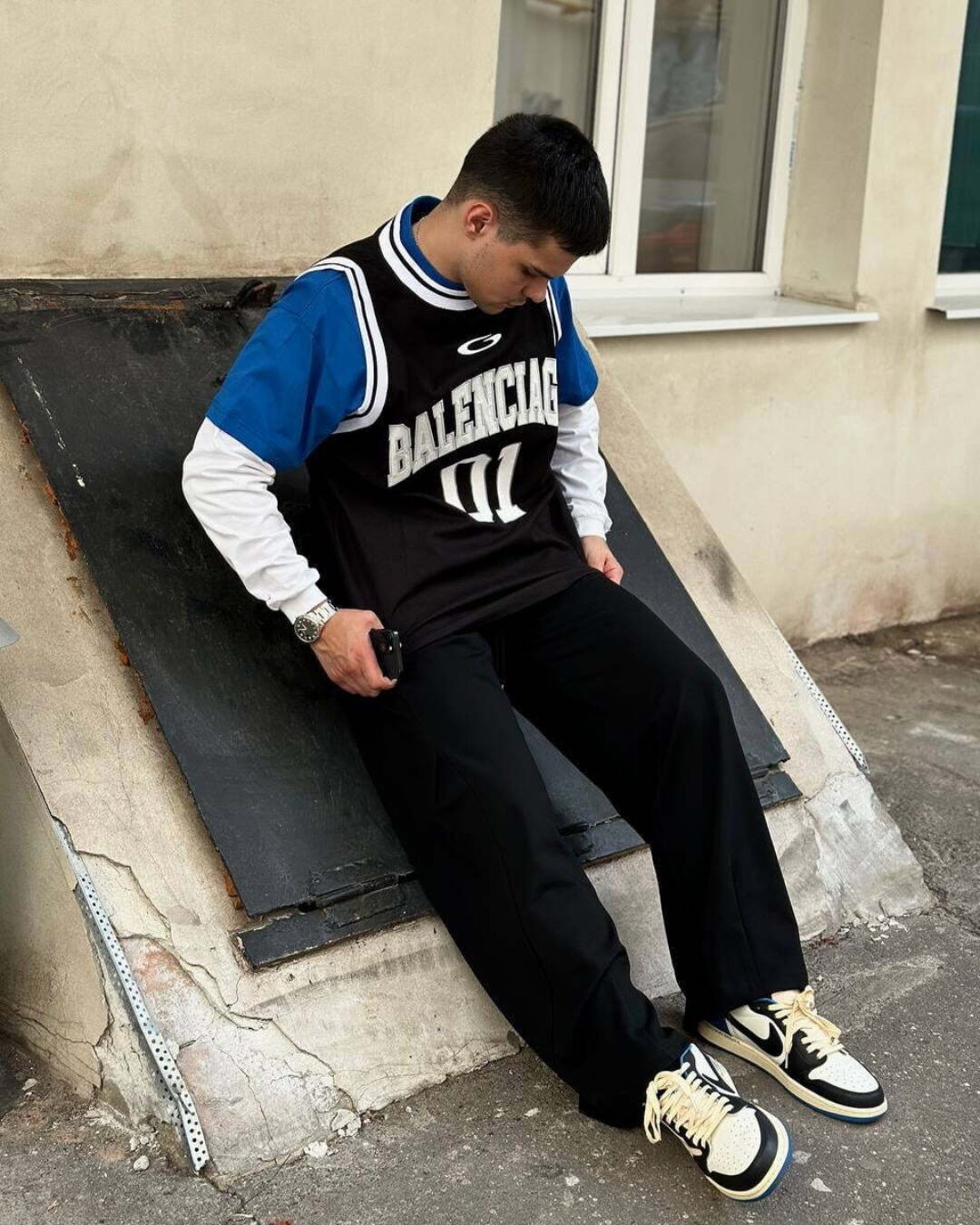 Кофта Balenciaga