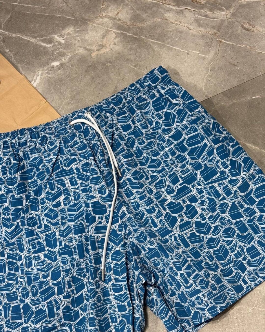 Шорты Hermes
