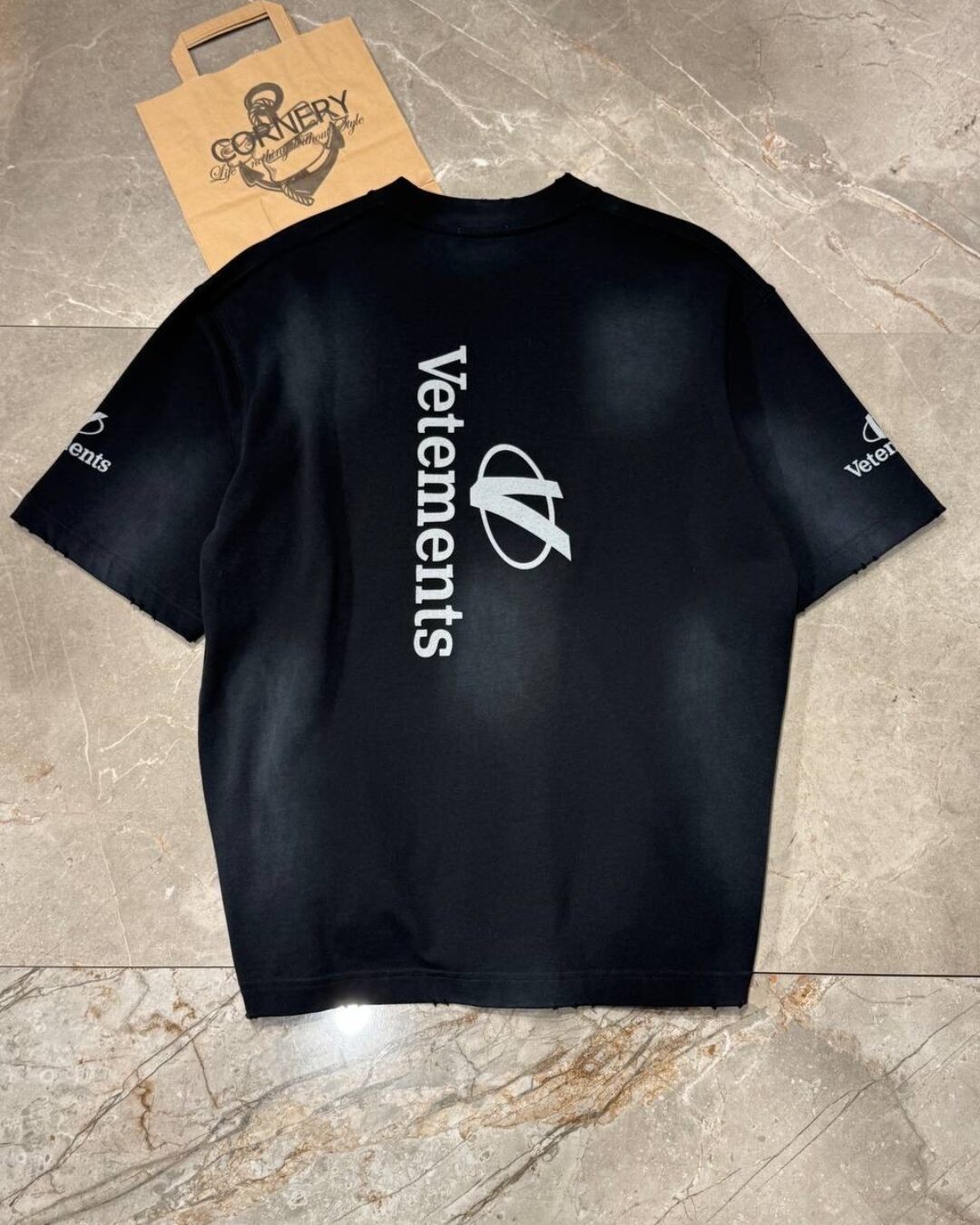 Футболка Vetements Logo