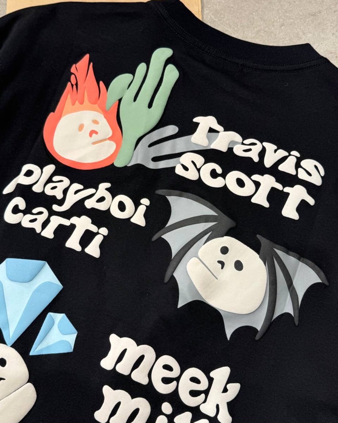 Футболка Broken Planet