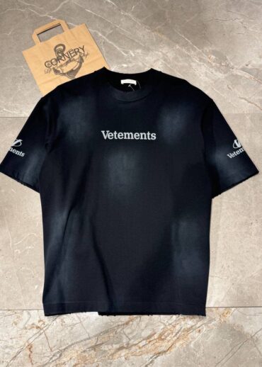 Футболка Vetements Logo