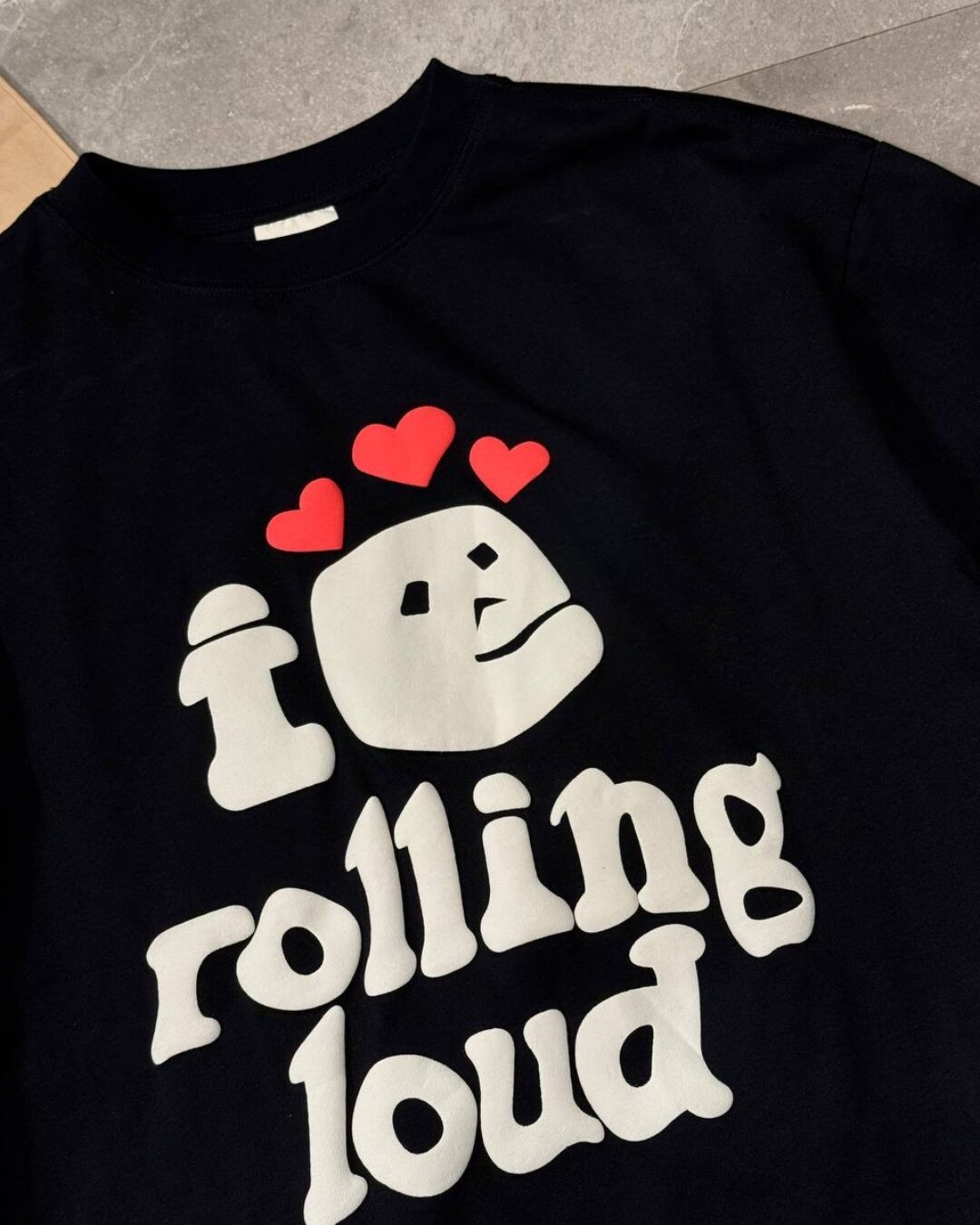 Футболка Broken Planet