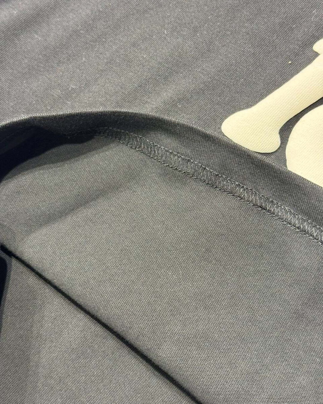 Футболка Broken Planet