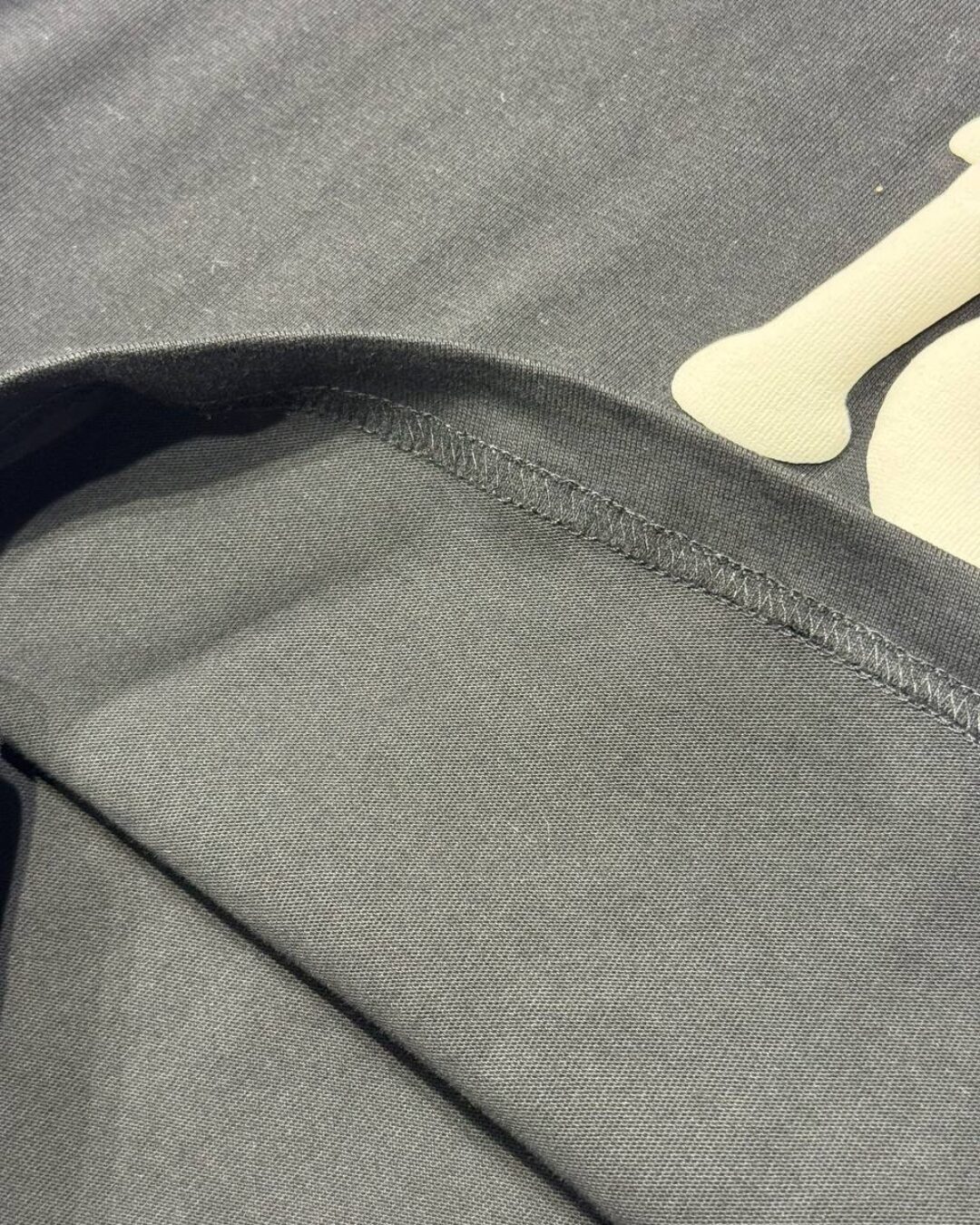 Футболка Broken Planet