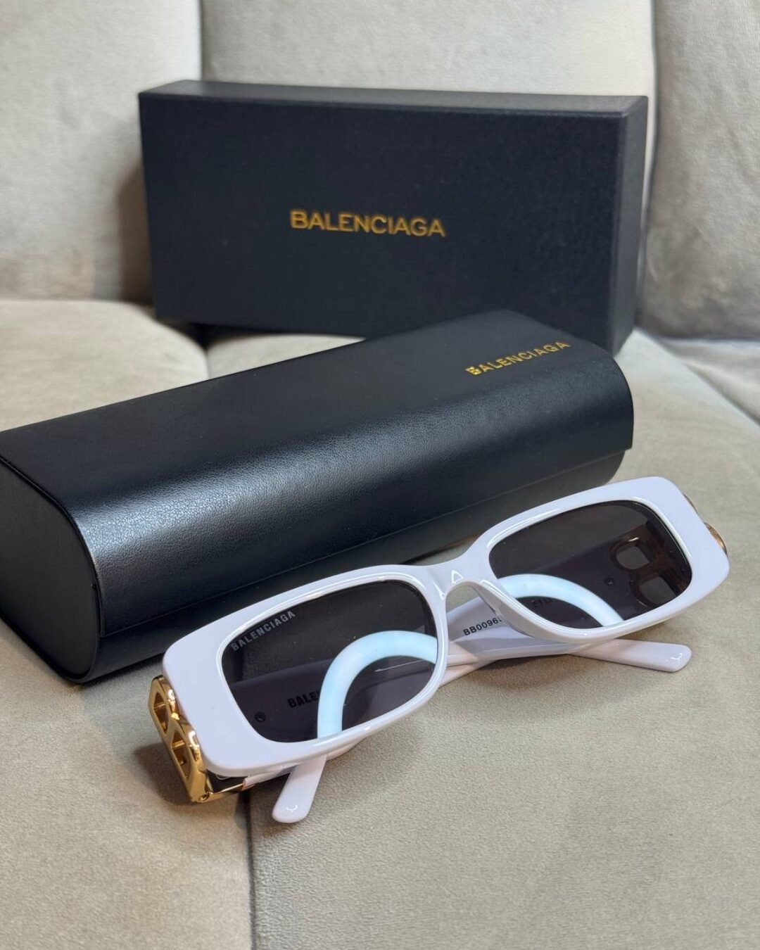 Очки Balenciaga