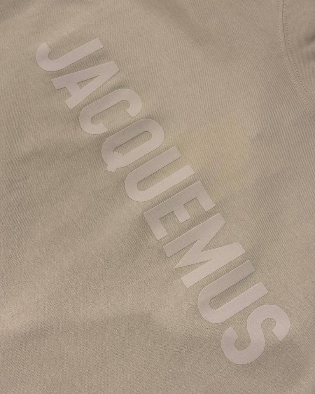 Футболка Jacquemus