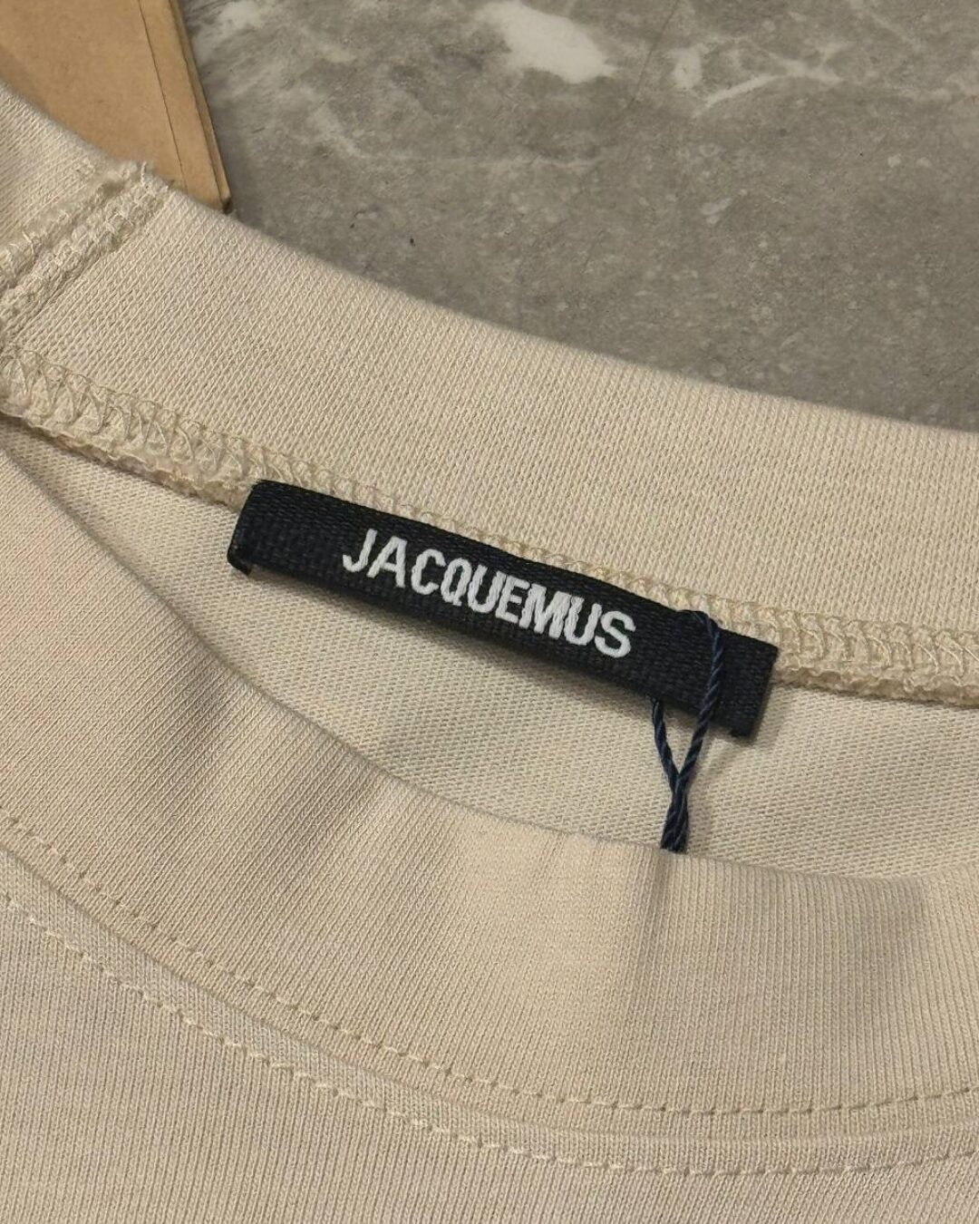 Футболка Jacquemus