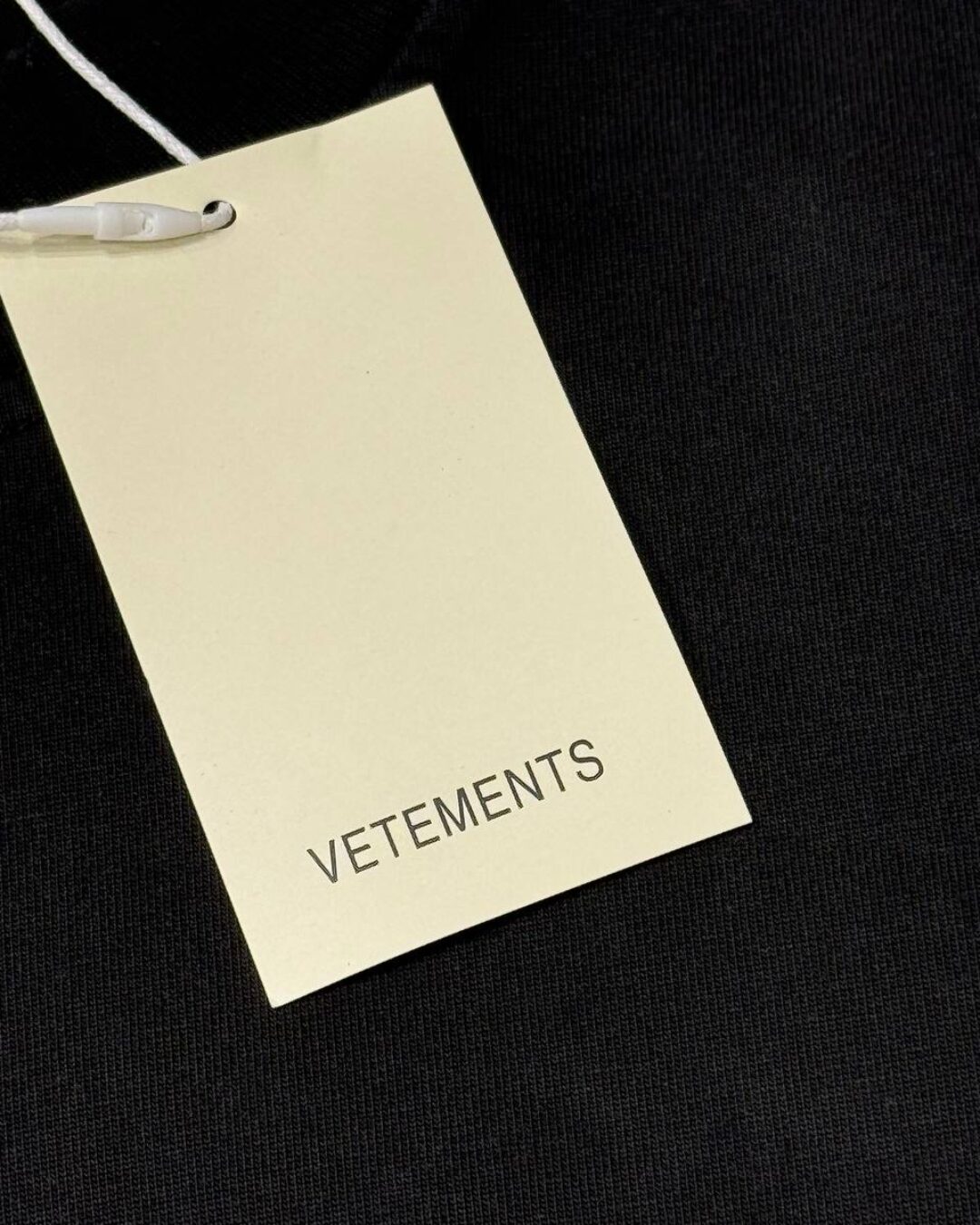 Футболка Vetements Logos