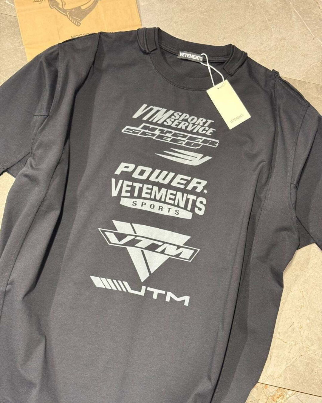 Футболка Vetements Logos — фото 5